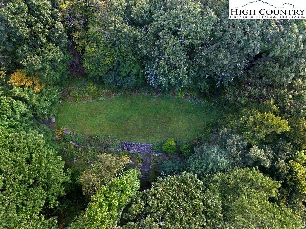 Image number 17 for the current listing