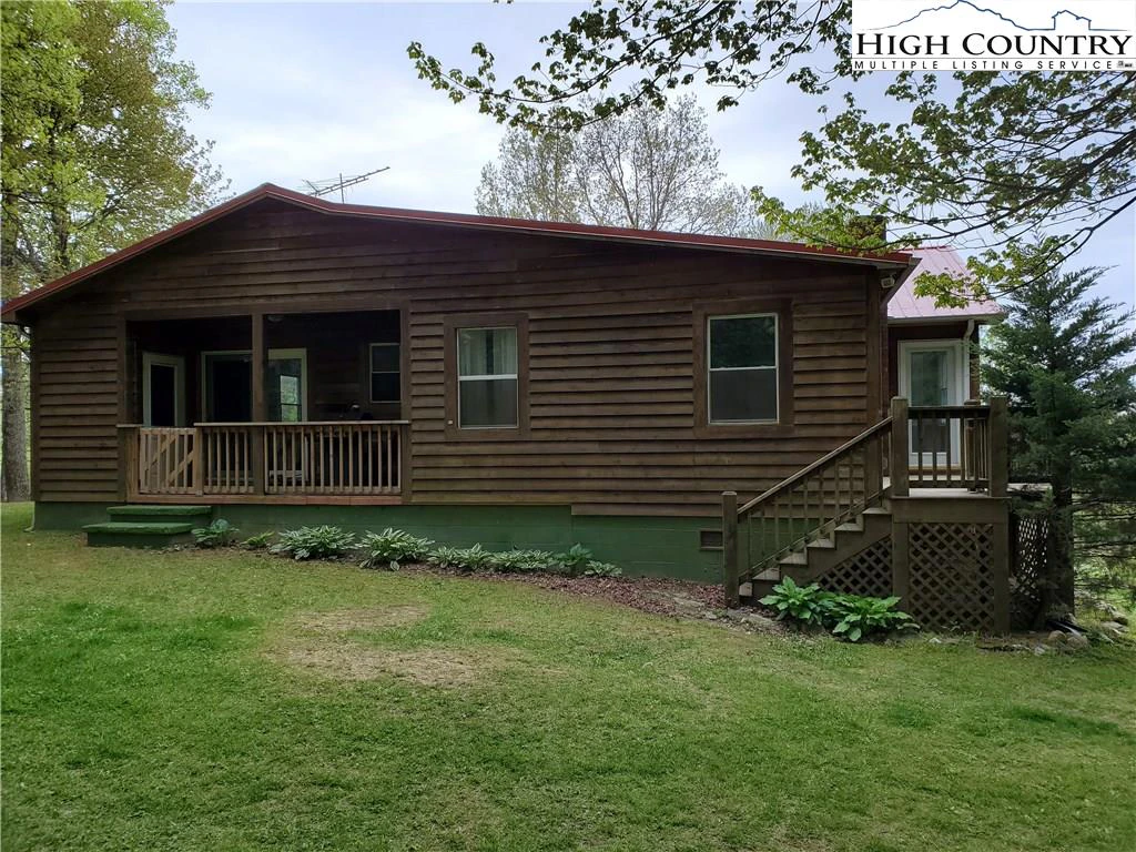 Image number 15 for the current listing