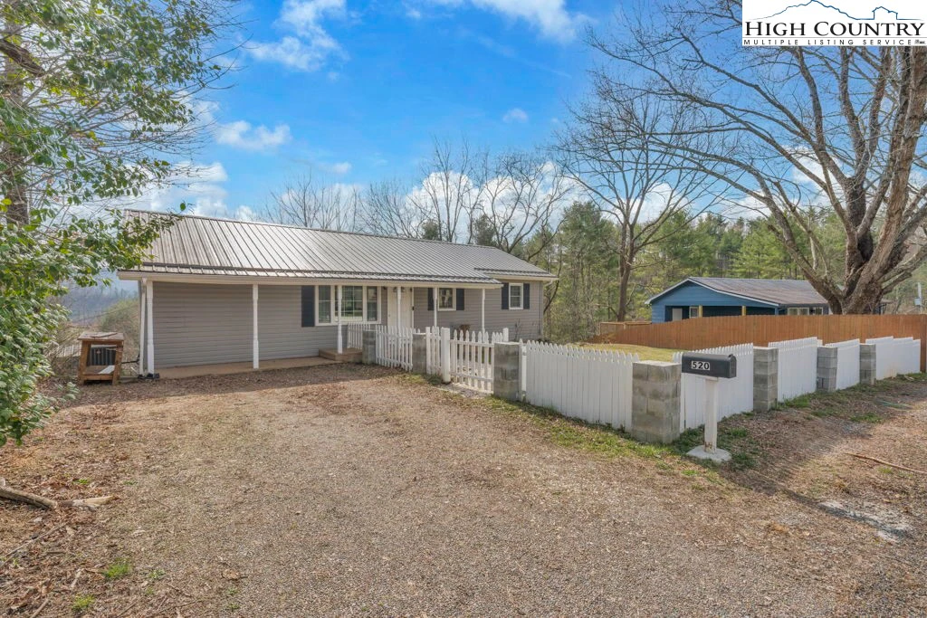 Image number 13 for the current listing