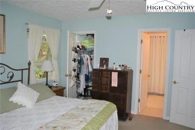 Image number 18 for the current listing