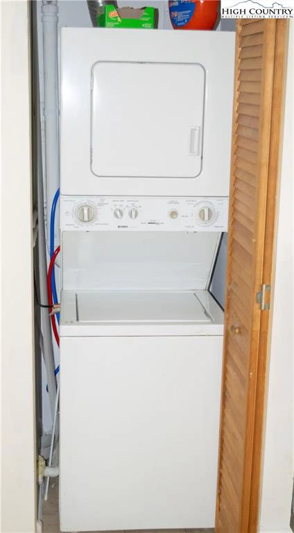 Image number 5 for the current listing
