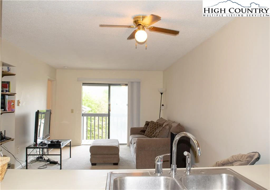 Image number 13 for the current listing