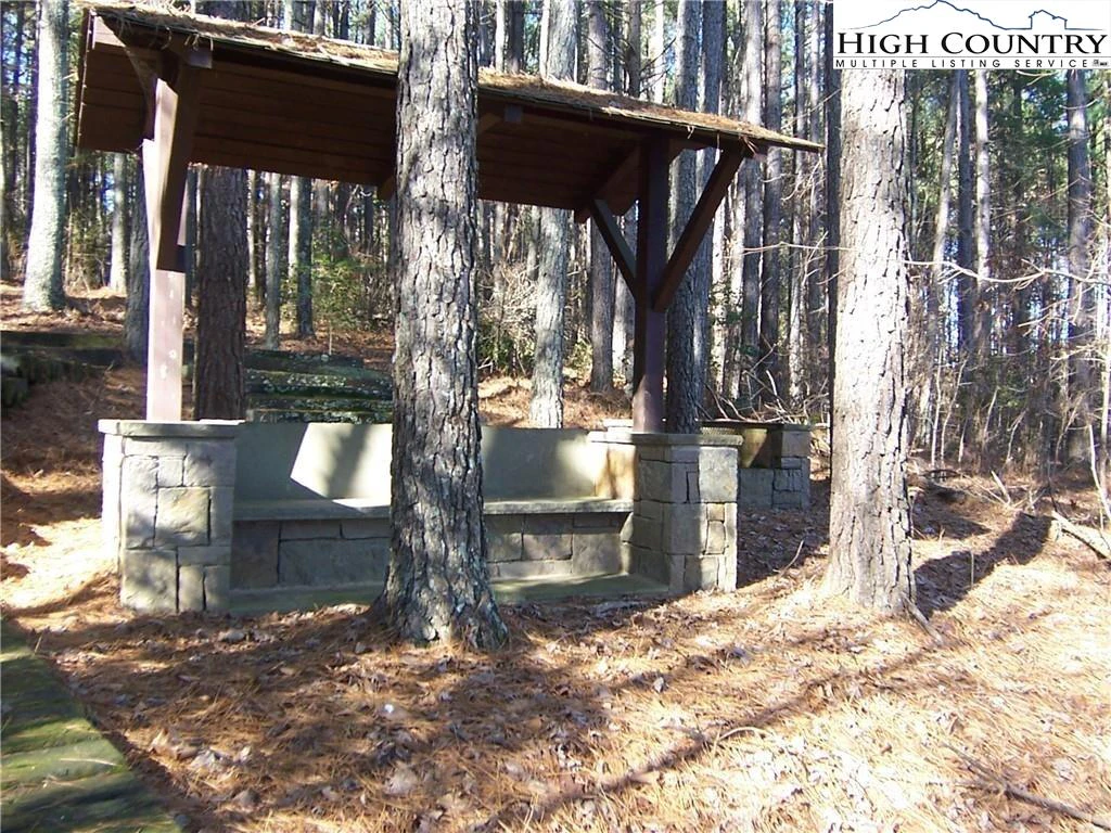 Image number 8 for the current listing
