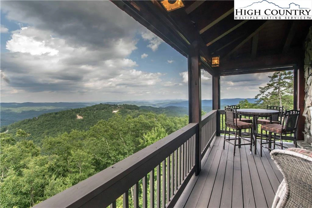 Image number 6 for the current listing