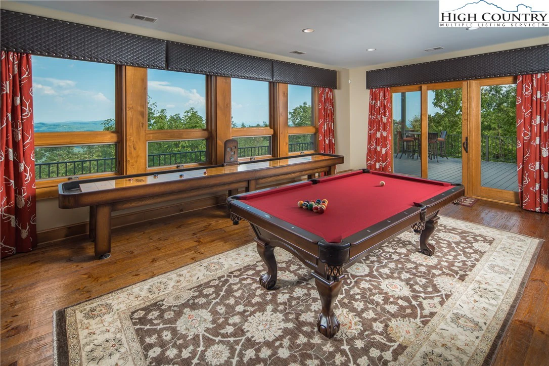 Image number 7 for the current listing