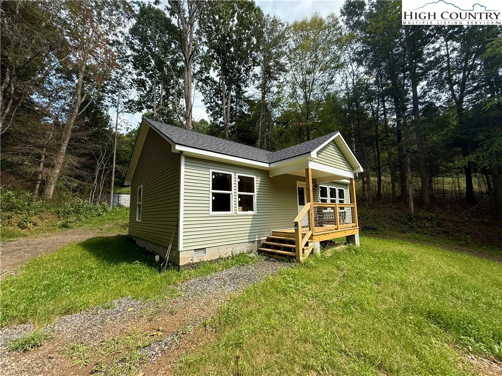 Image number 1 for the current listing