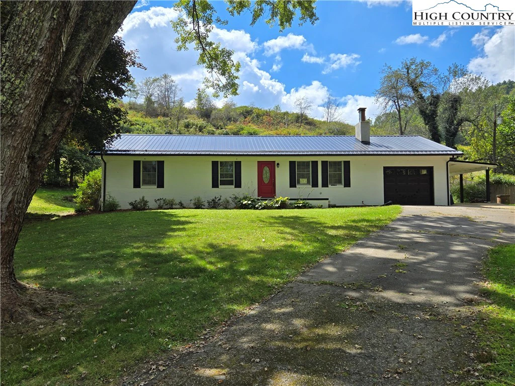 Image number 4 for the current listing