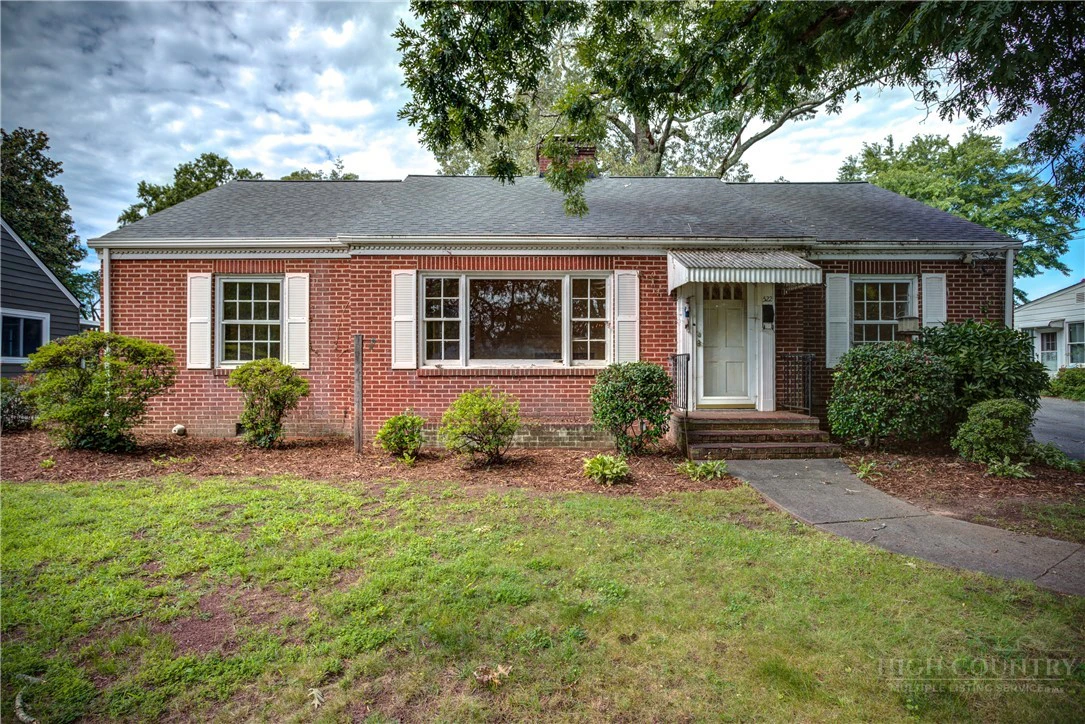 Image number 2 for the current listing