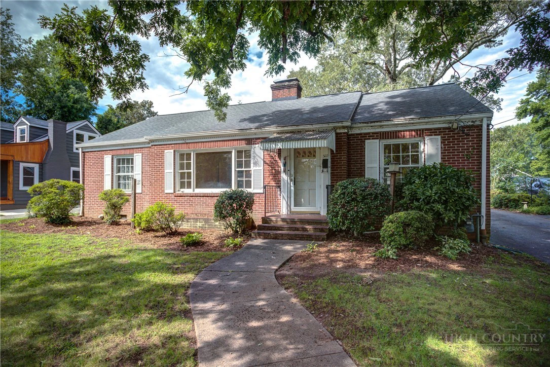 Image number 4 for the current listing