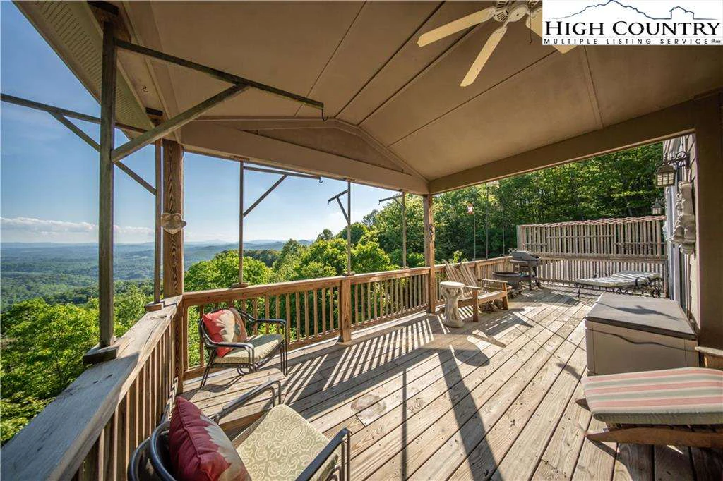 Image number 12 for the current listing