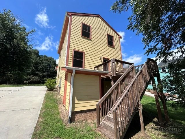 Image number 18 for the current listing
