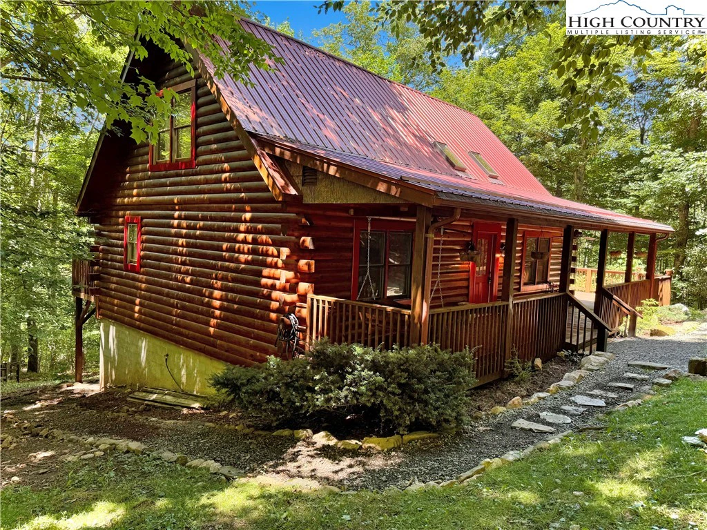 Image number 17 for the current listing