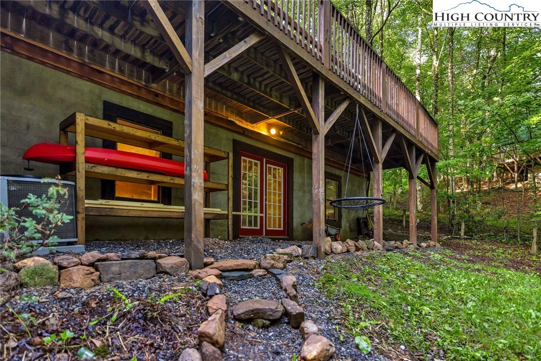 Image number 10 for the current listing