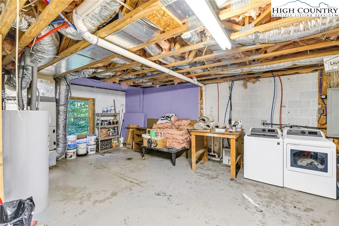 Image number 4 for the current listing
