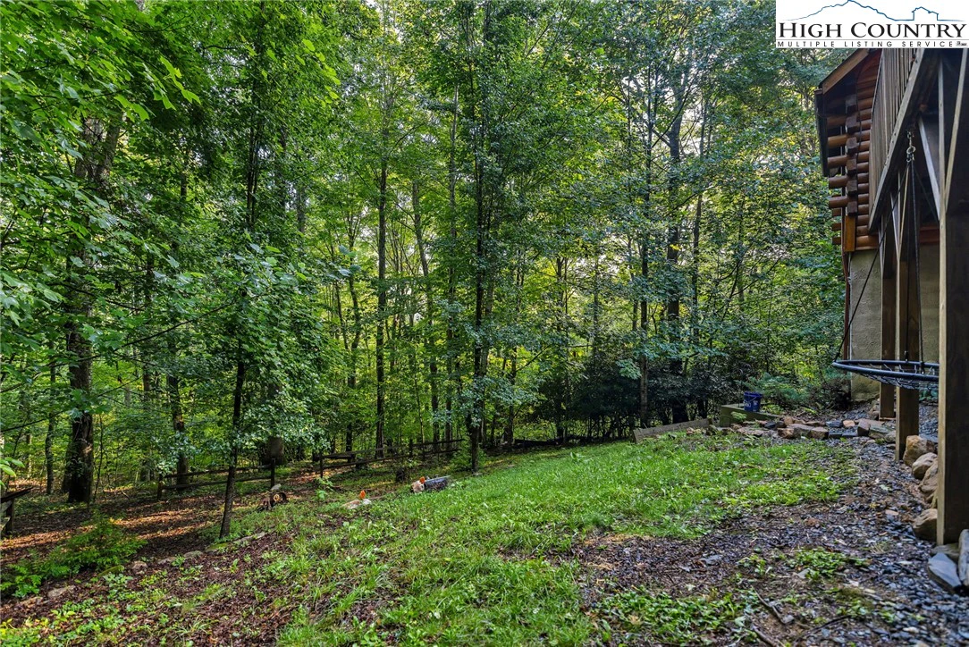 Image number 2 for the current listing