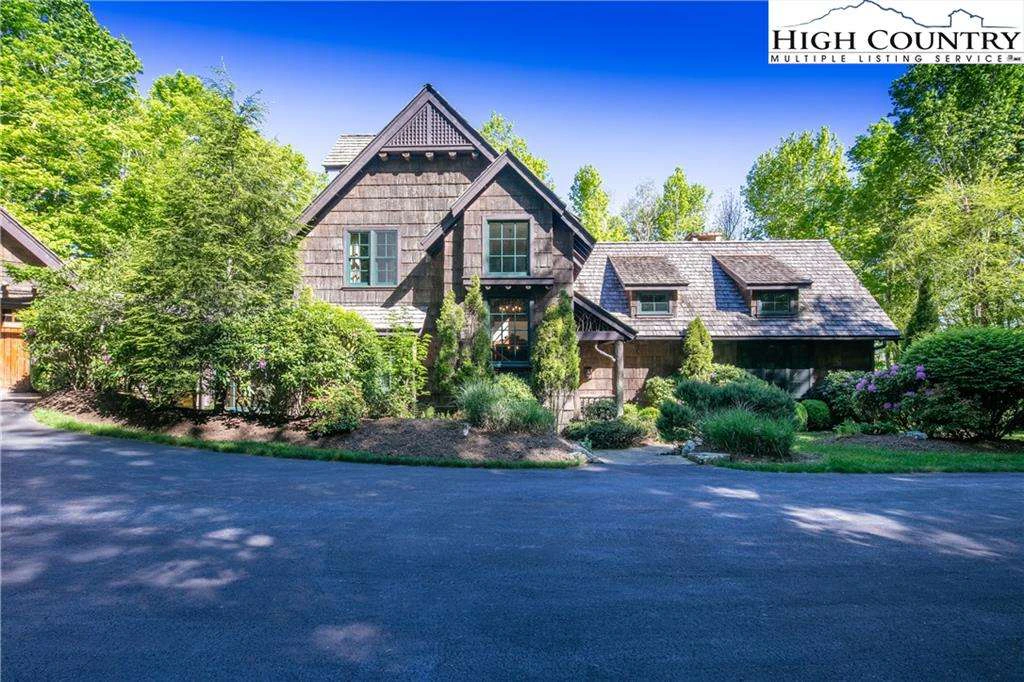 Image number 16 for the current listing