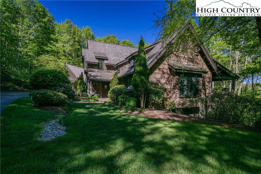 Image number 17 for the current listing