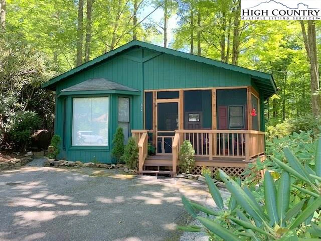 Image number 1 for the current listing