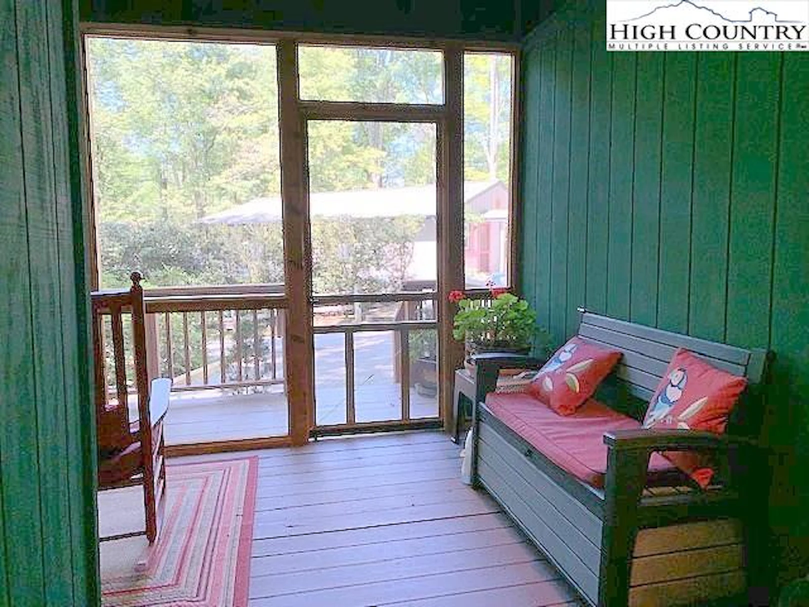 Image number 4 for the current listing