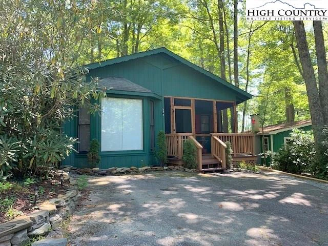 Image number 3 for the current listing