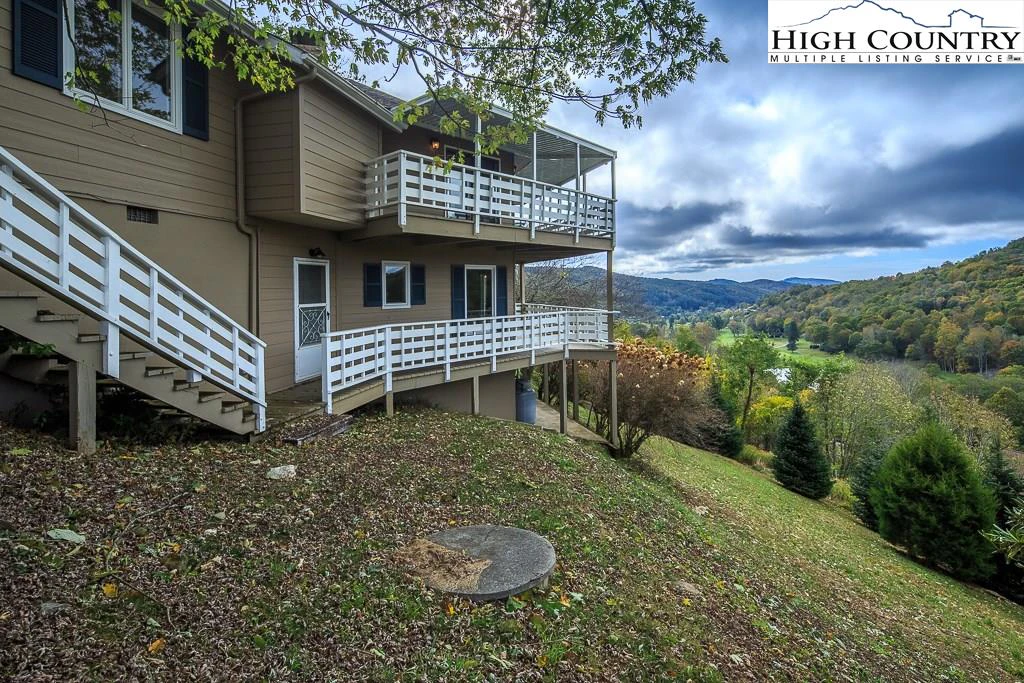Image number 10 for the current listing