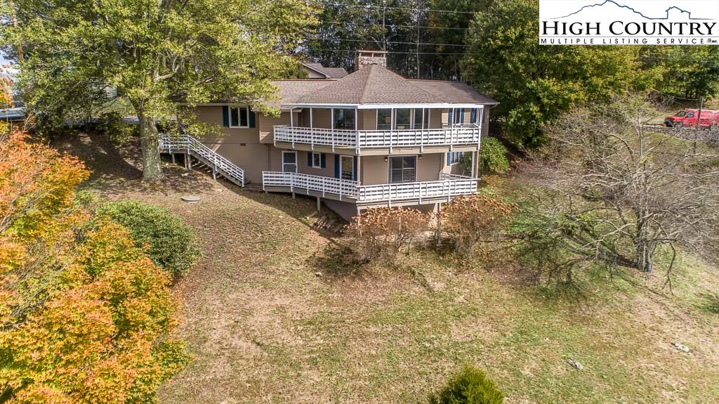 Image number 13 for the current listing