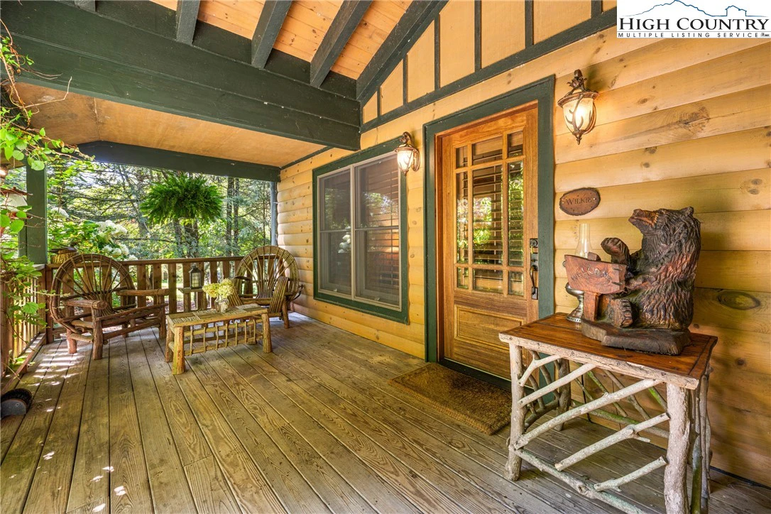 Image number 6 for the current listing