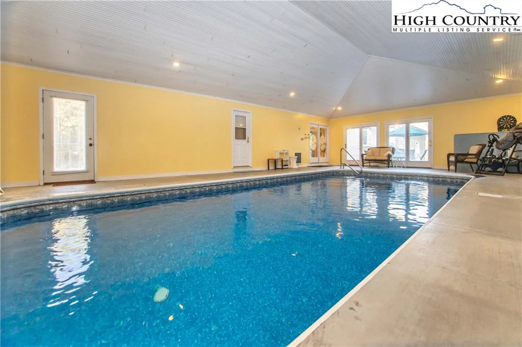 Image number 6 for the current listing
