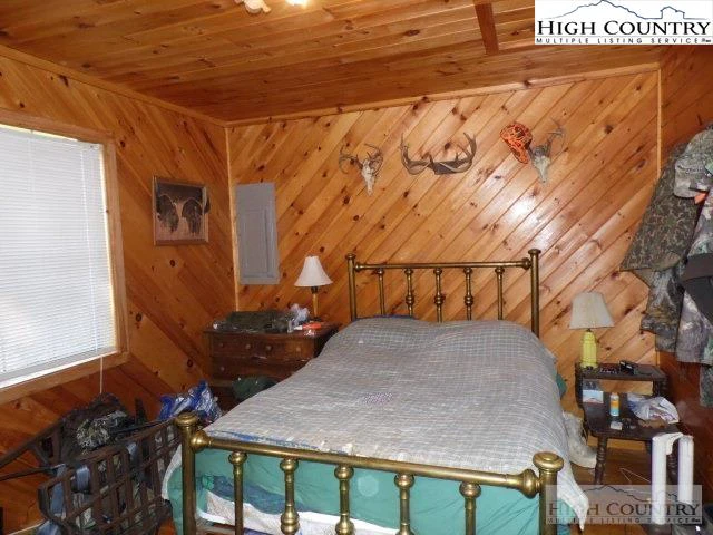 Image number 6 for the current listing