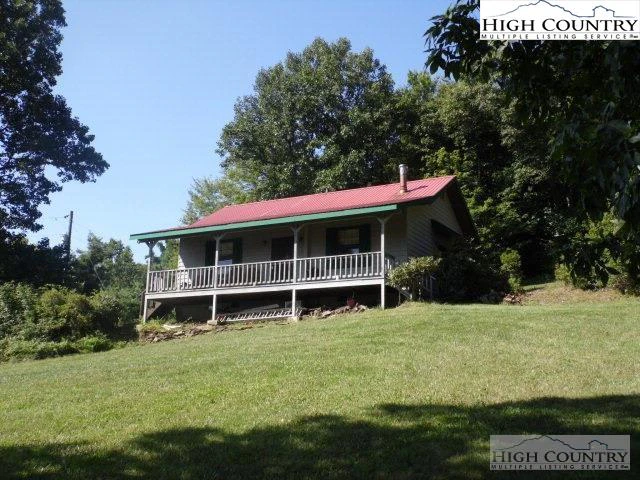 Image number 18 for the current listing
