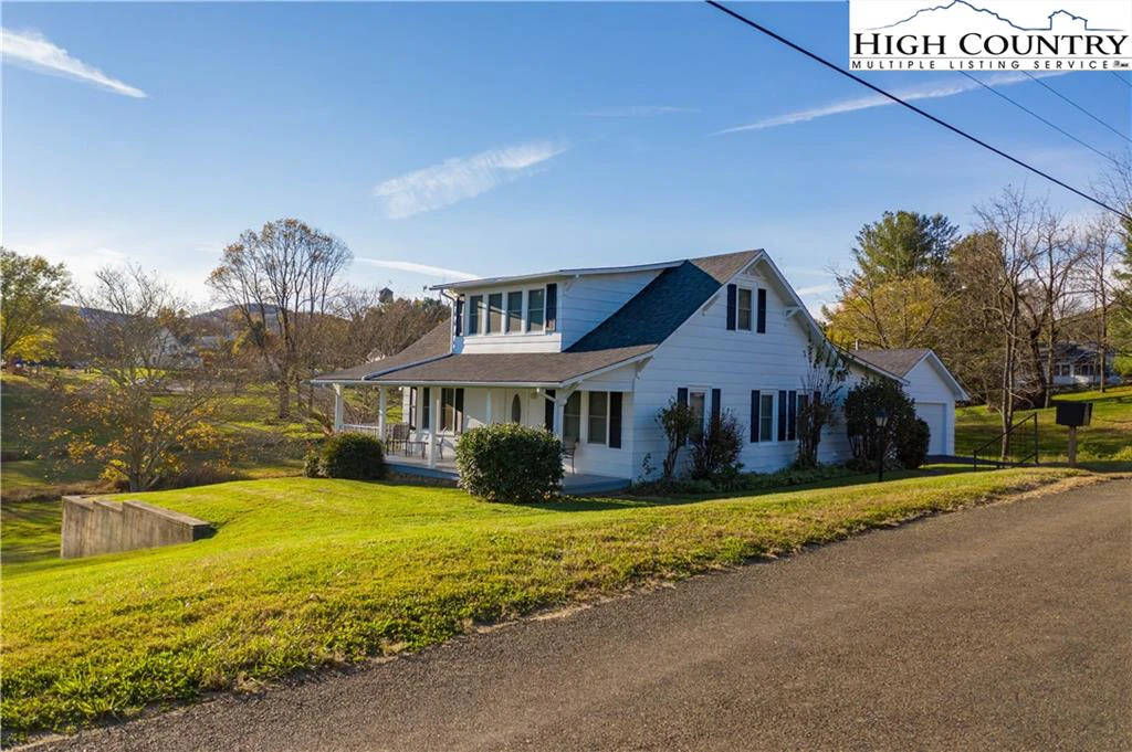 Image number 21 for the current listing