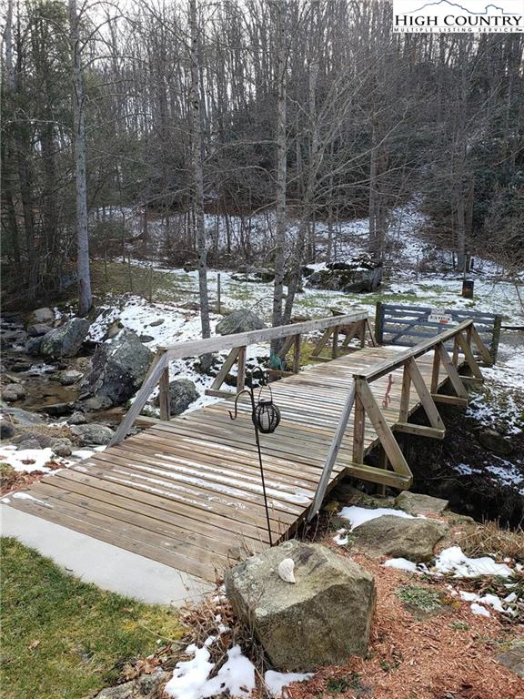 Image number 2 for the current listing