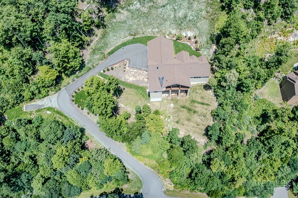 Image number 3 for the current listing