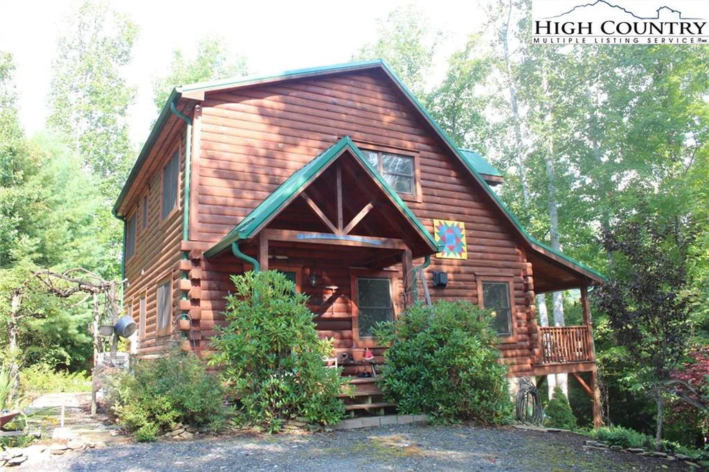 Image number 1 for the current listing