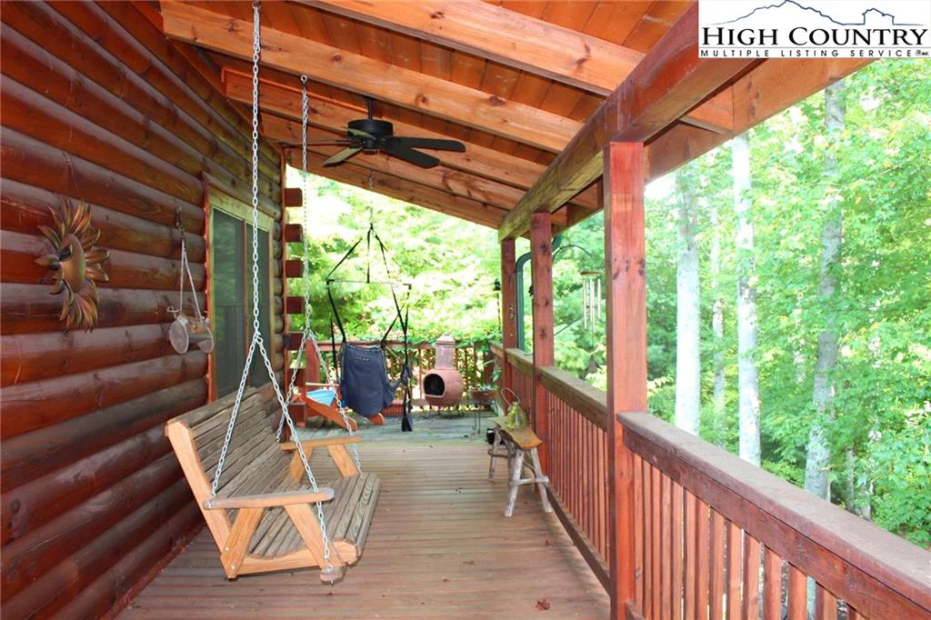 Image number 14 for the current listing