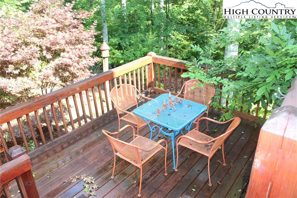 Image number 12 for the current listing