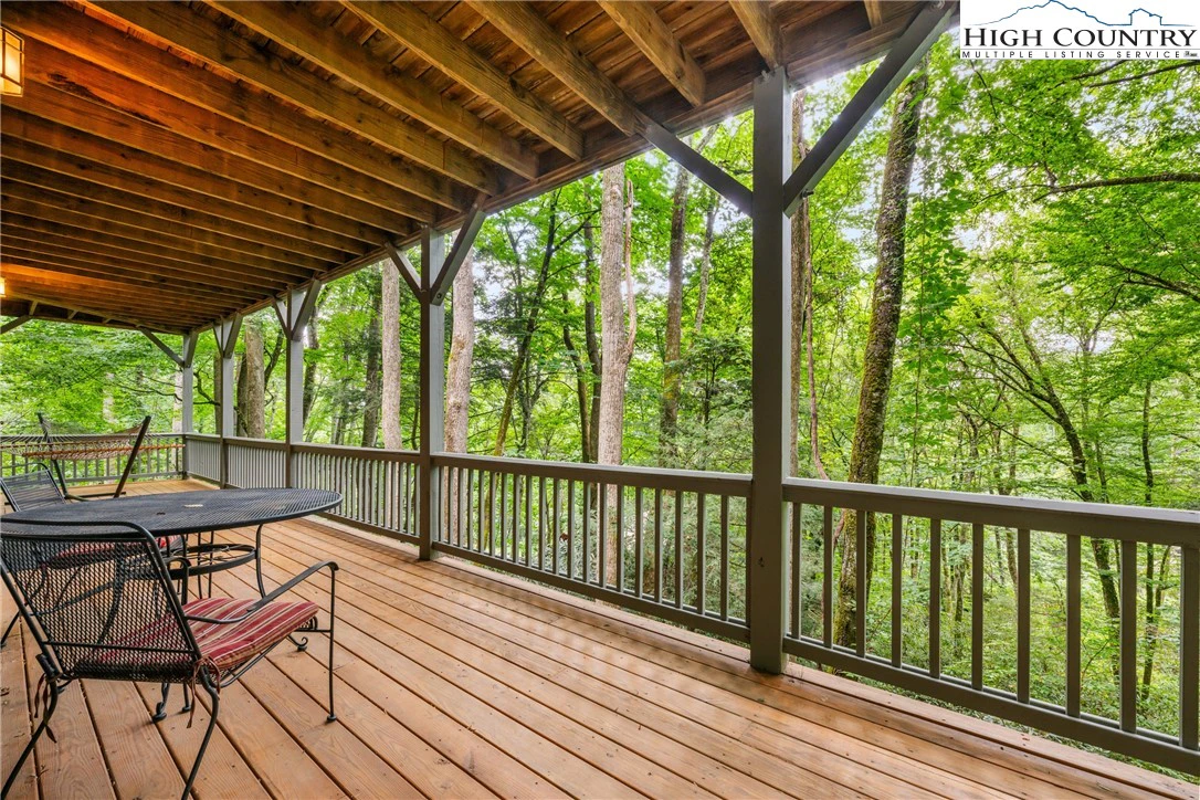 Image number 20 for the current listing