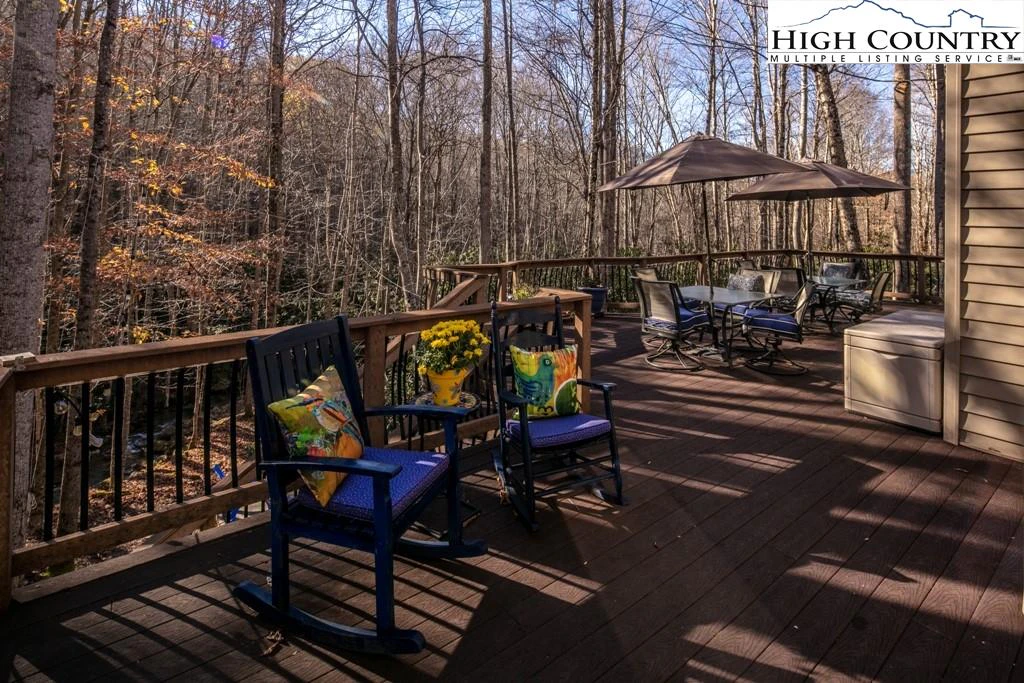 Image number 8 for the current listing