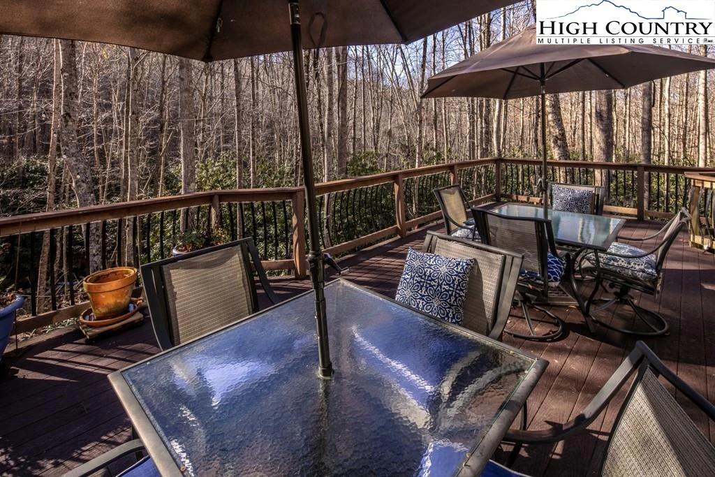 Image number 9 for the current listing