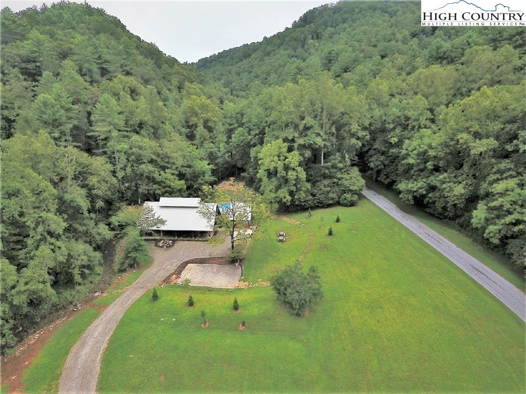 Image number 5 for the current listing