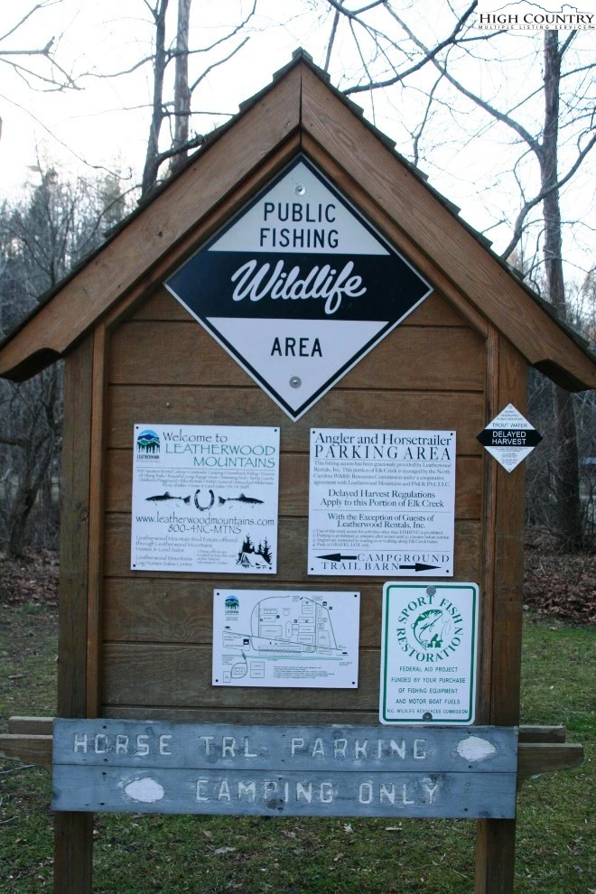 Image number 3 for the current listing