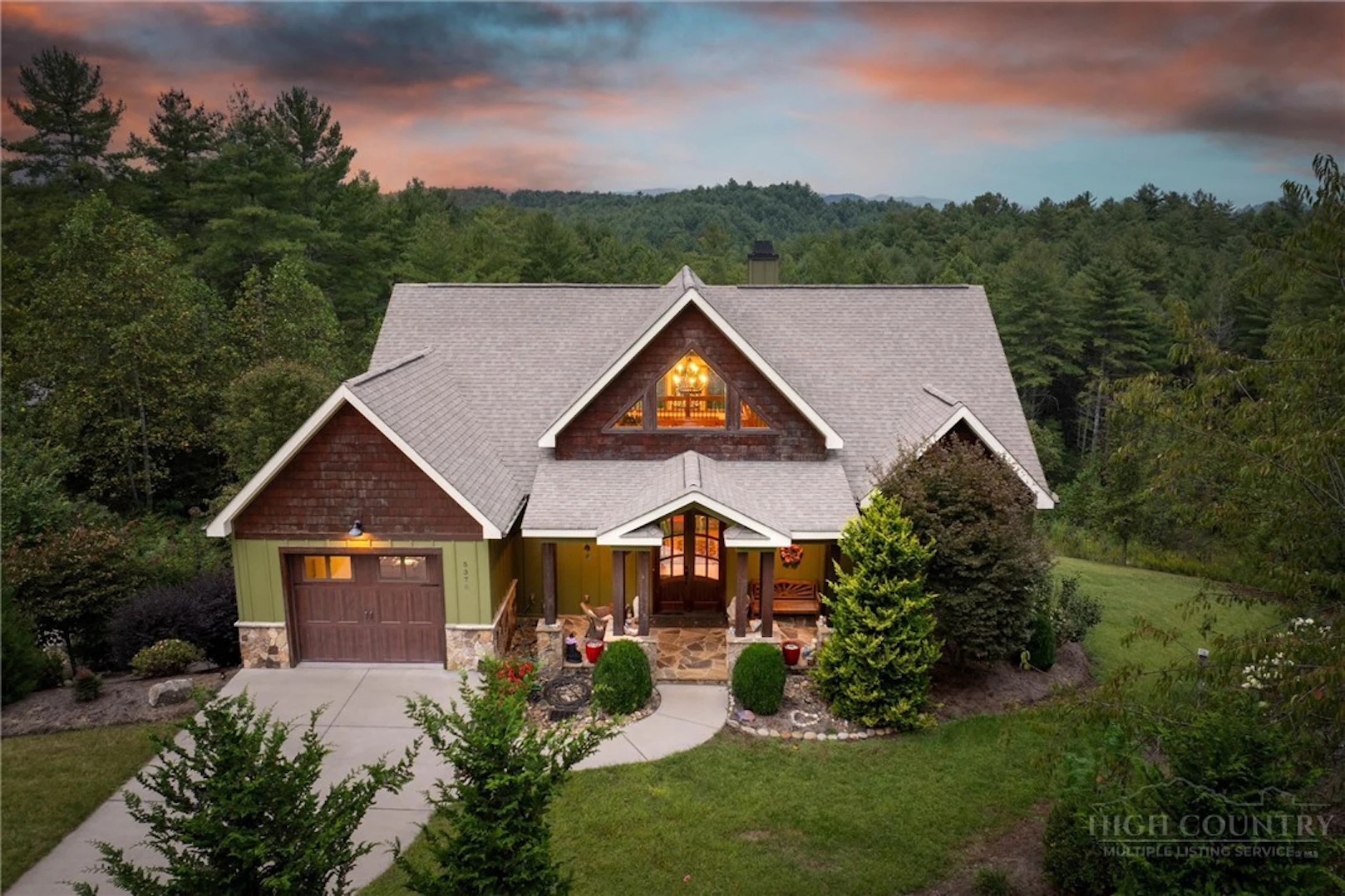 Image number 2 for the current listing