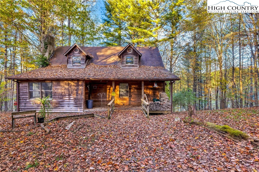 Image number 1 for the current listing