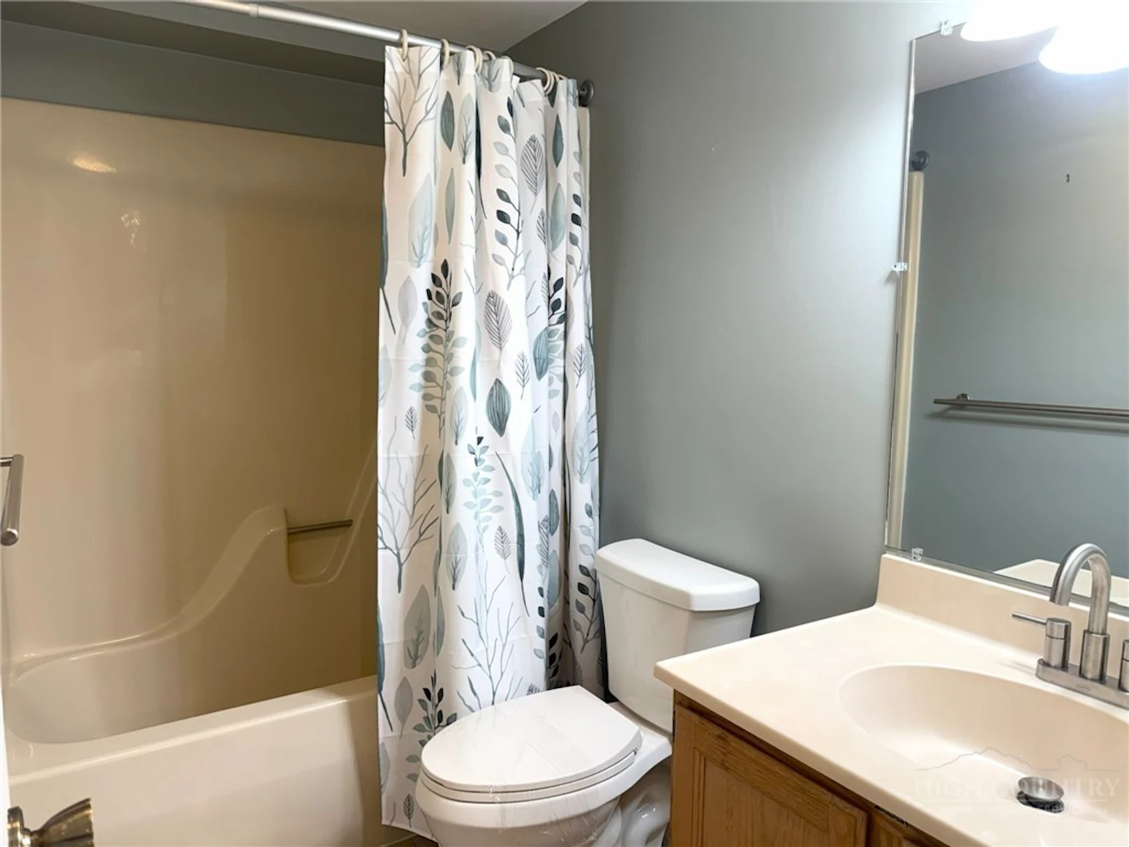 Image number 7 for the current listing
