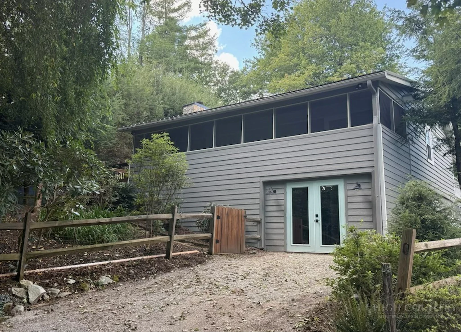 Image number 13 for the current listing
