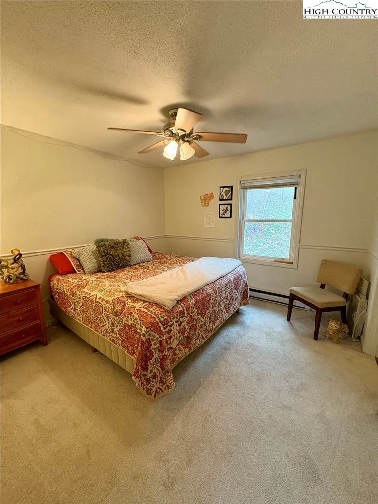 Image number 3 for the current listing