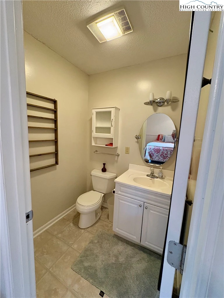 Image number 5 for the current listing