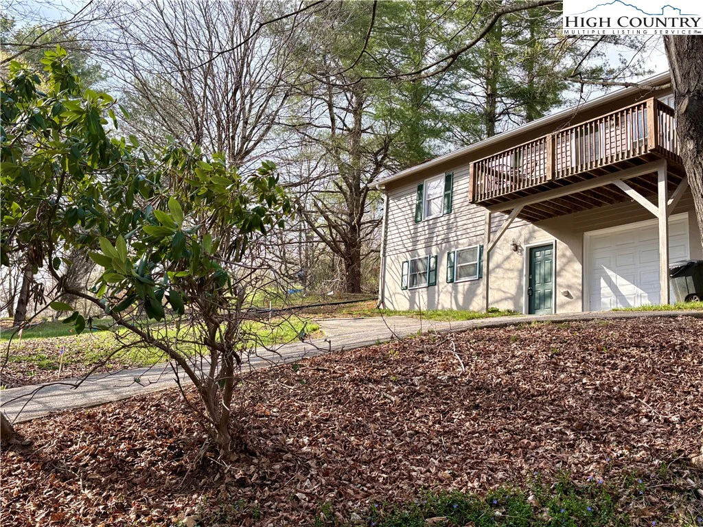 Image number 18 for the current listing