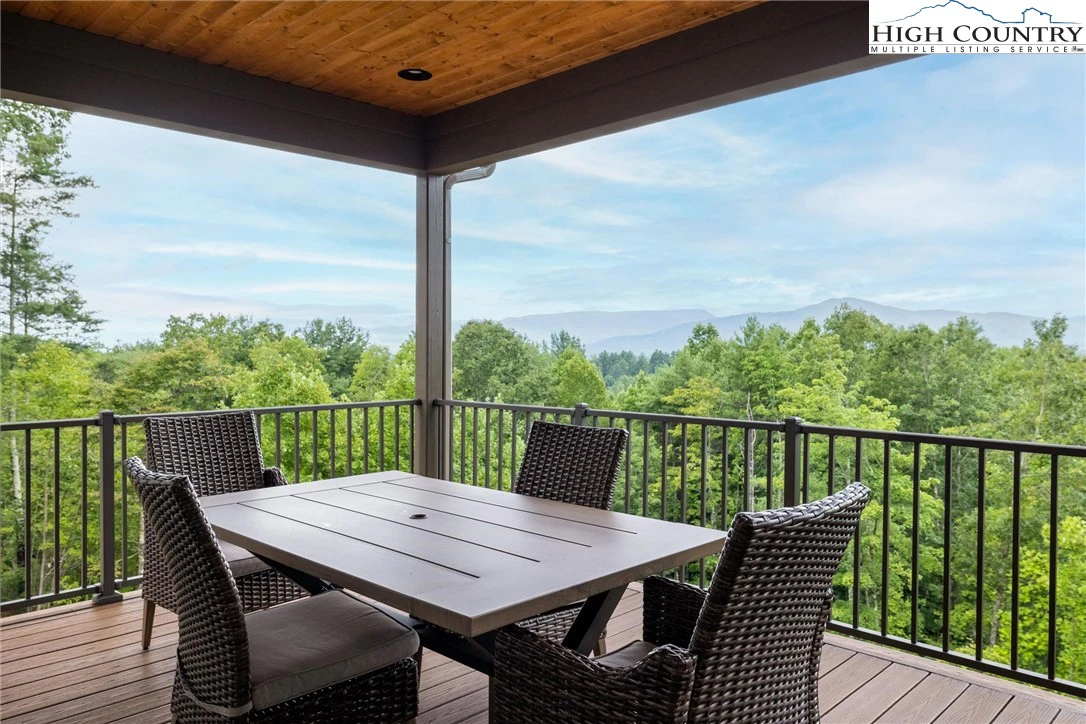 Image number 5 for the current listing