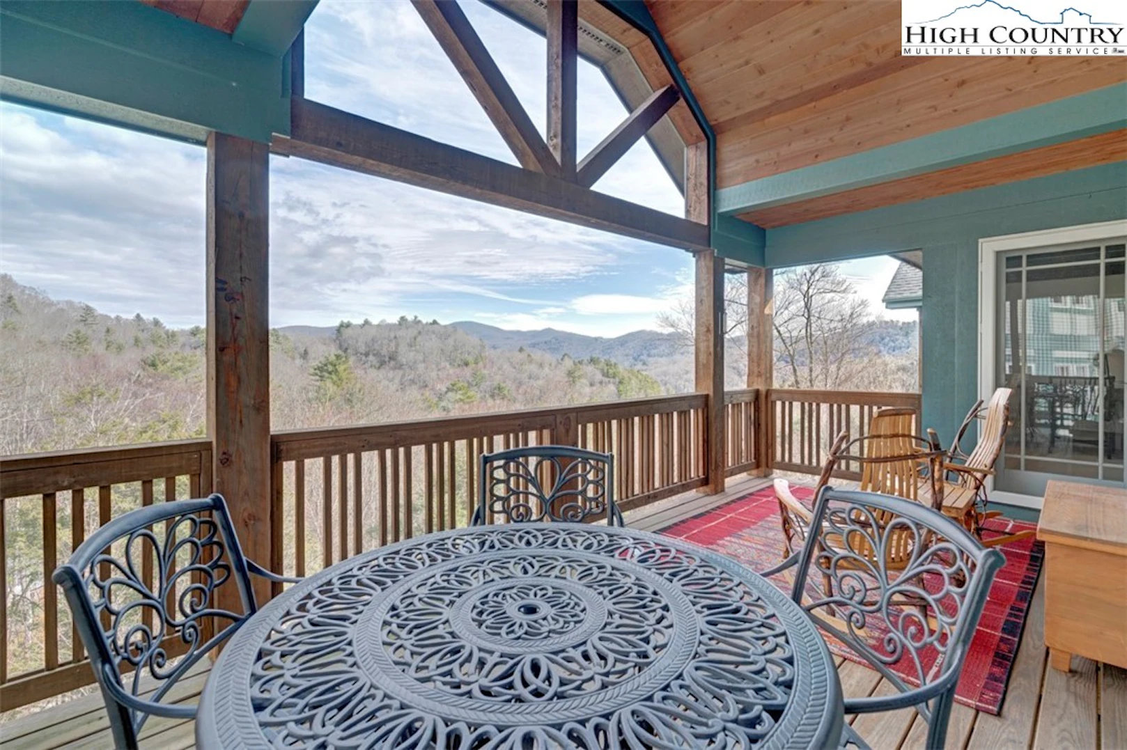 Image number 1 for the current listing